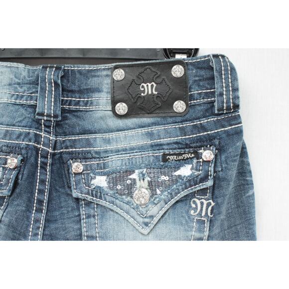 NWT Miss Me Shorts Womens 27 Blue USA Flag Patriotic Memorial Day Sequin Bling - Picture 4 of 9